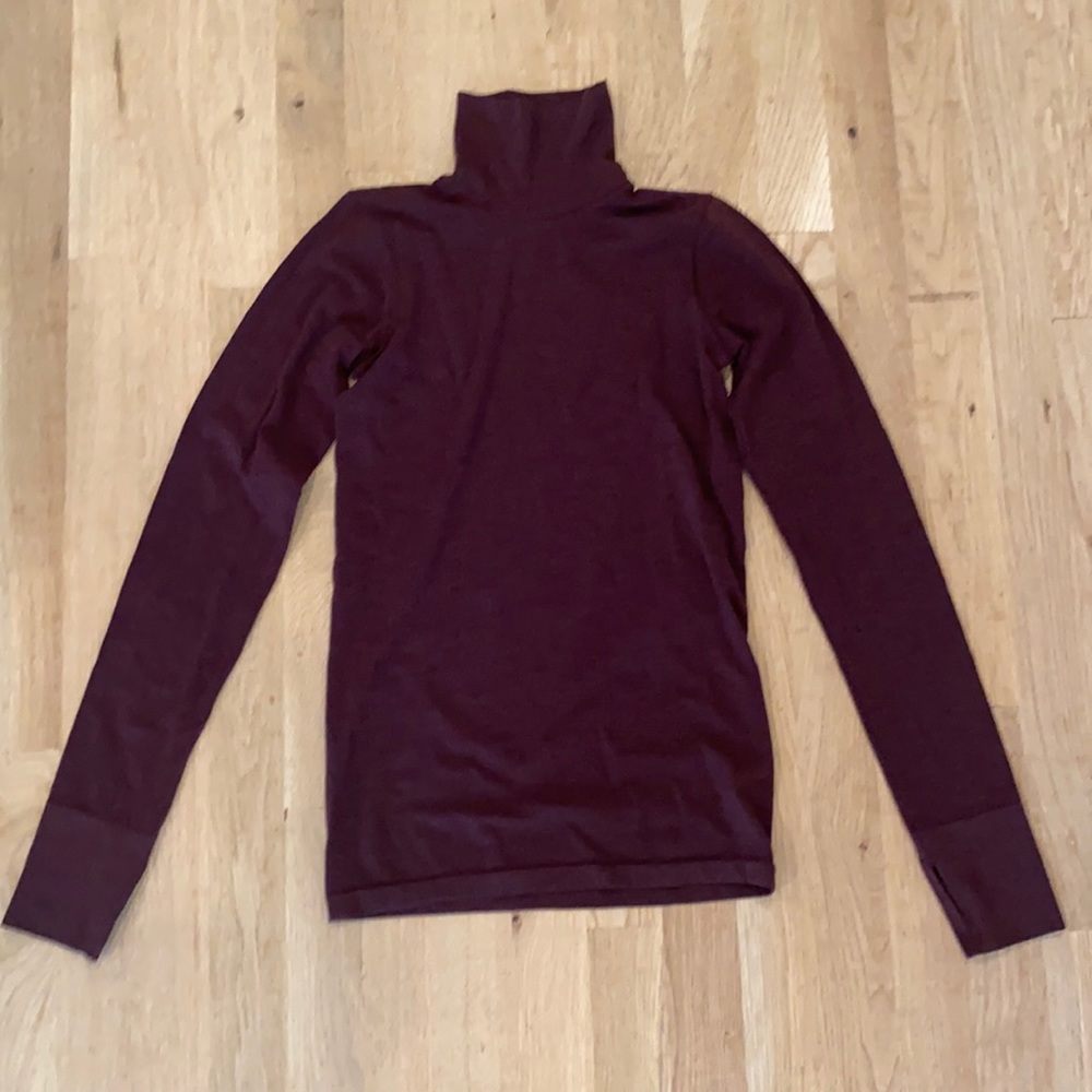 COPY - Athleta top